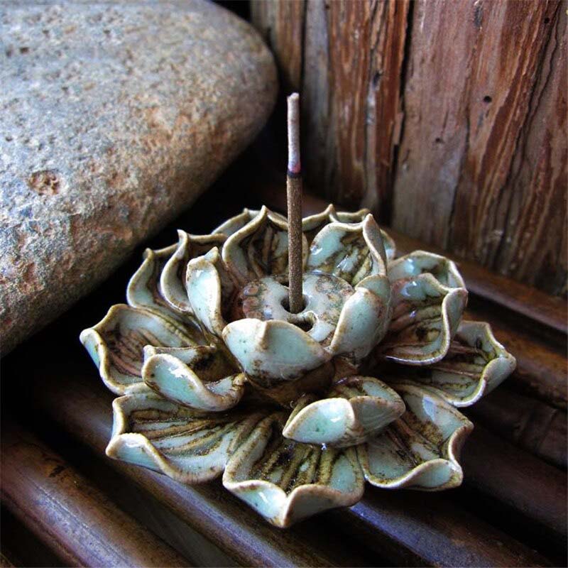 Porte Encens Lotus Artisanat : Élégance Zen, Sérénité Assurée, Ambiance Parfaite!