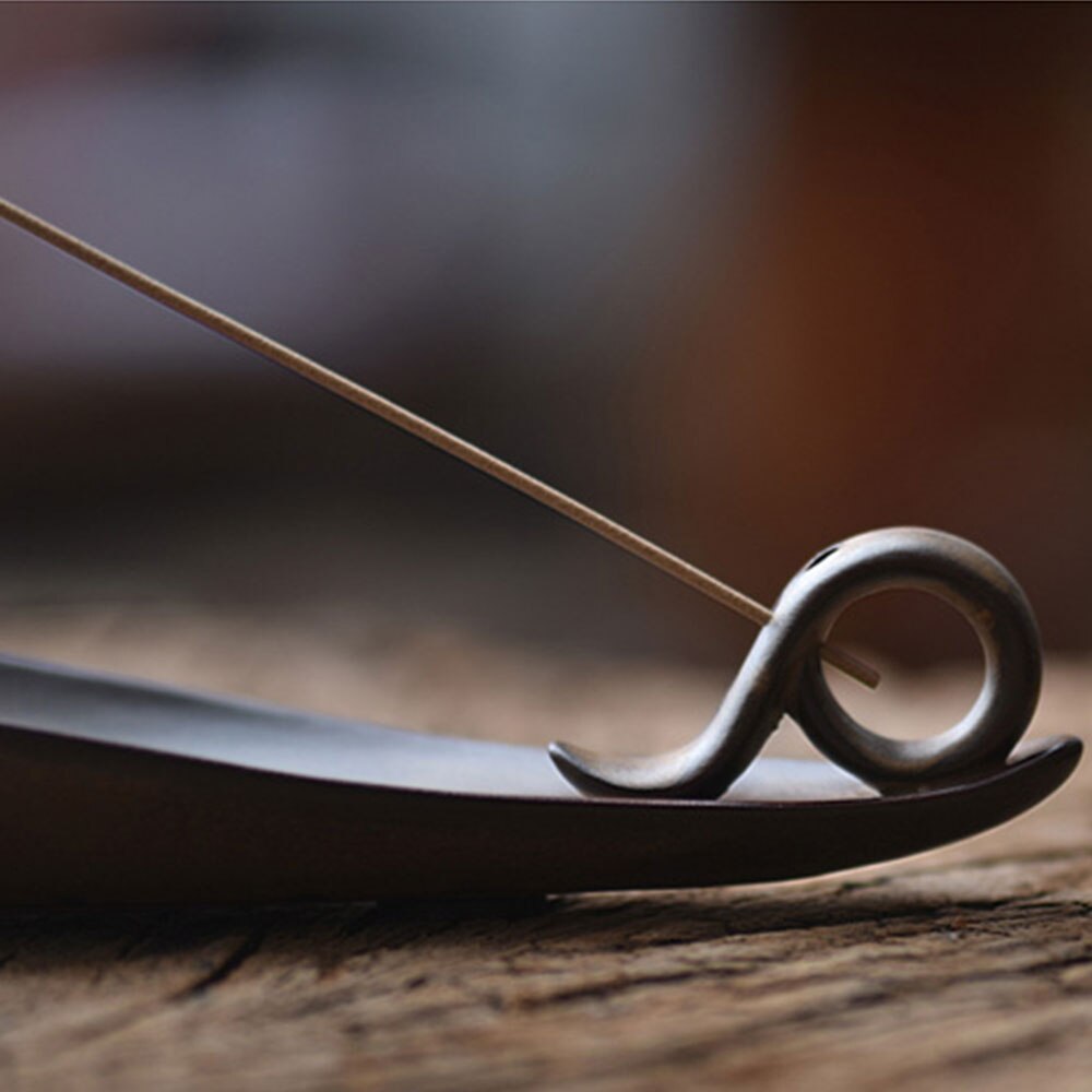 Porte Encens Design : Élégance et Sérénité pour Votre Intérieur