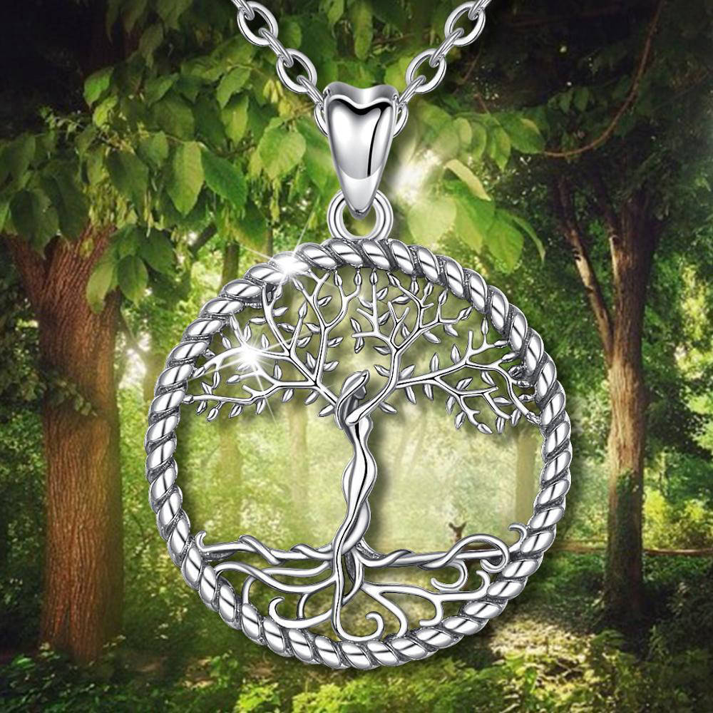 Collier Arbre de Vie Déesse : Élégance Spirituelle et Protection Mystique