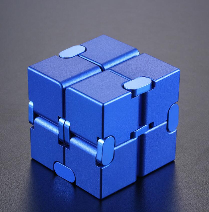 Cube Infini Aluminium : Jouet Anti-Stress Élite