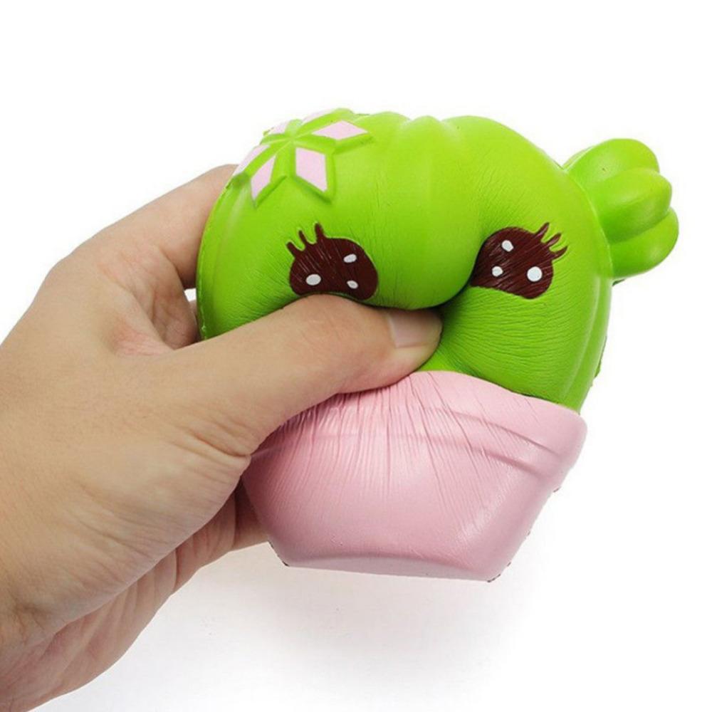 Balle Anti-Stress Squishy Cactus pour détente quotidienne
