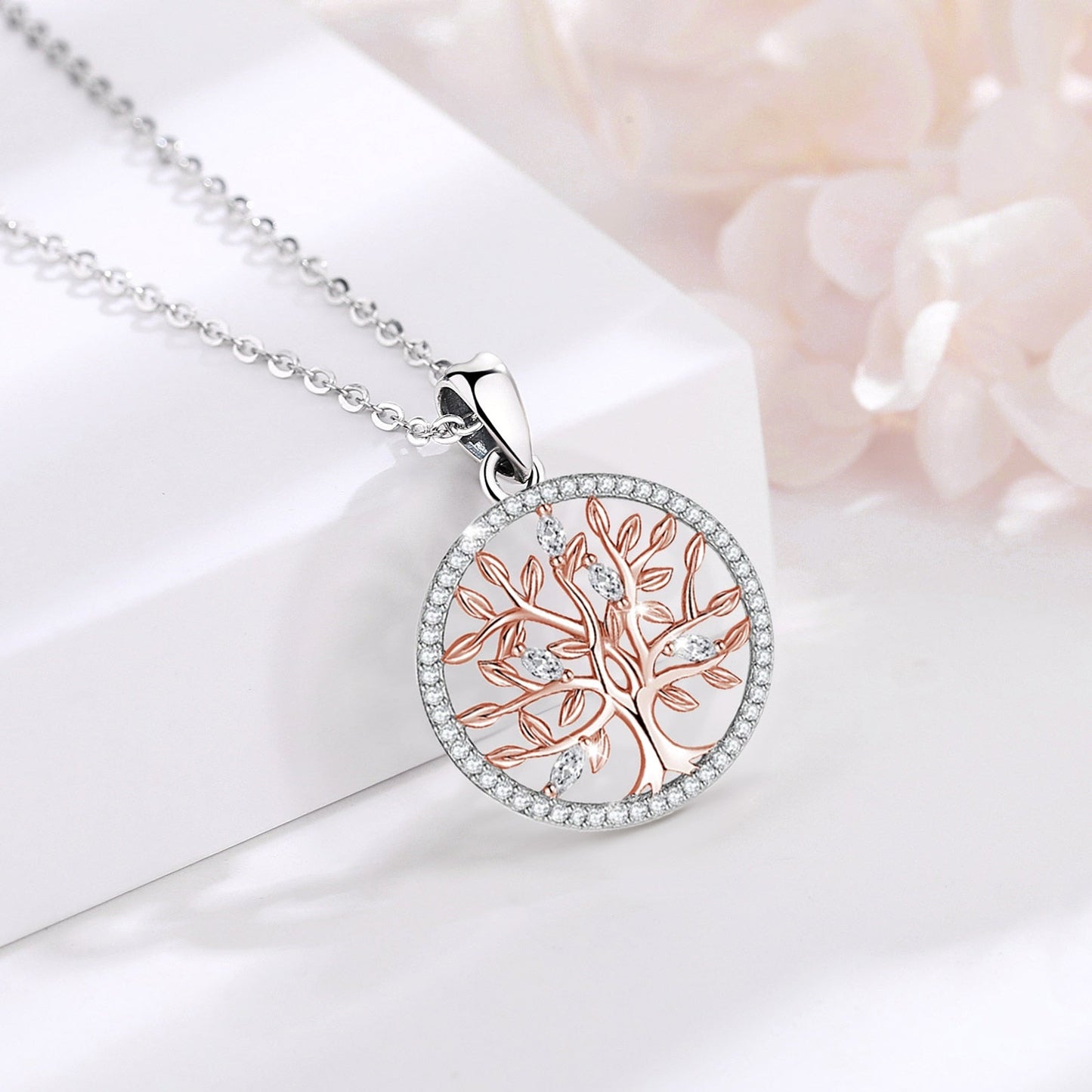 Médaille Arbre de Vie Or Rose - Symbole de Beauté et Élégance