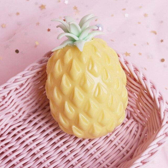 Balle Anti-Stress Ananas Colorée et Relaxante