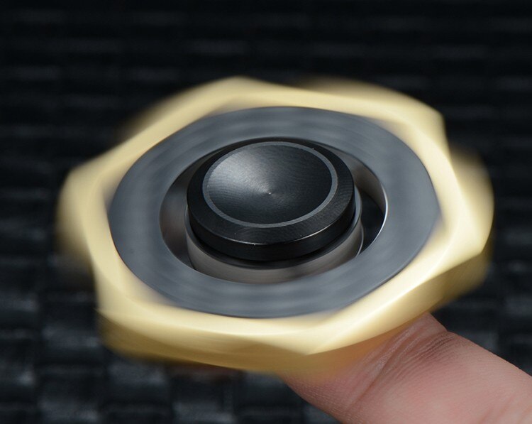 Hand Spinner Fibre de Carbon : Élégance, Vitesse et Durabilité Assurées