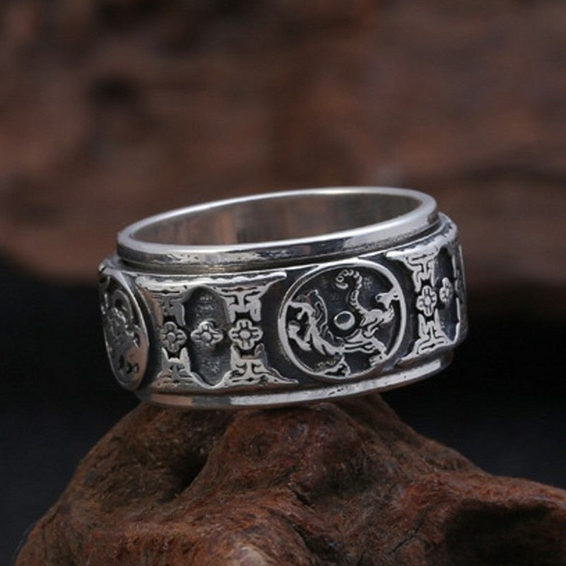 Bague Anti-Stress Tigre Argent : Élégance et Sérénité au Quotidien