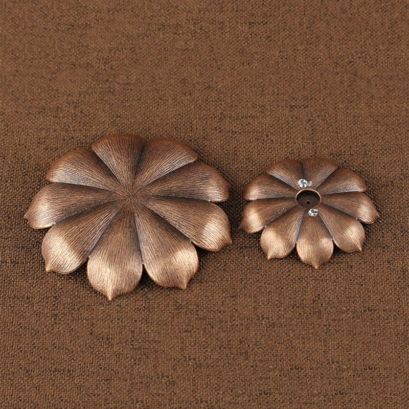 Porte Encens Lotus Zinc : Élégance et Sérénité pour votre Espace Zen