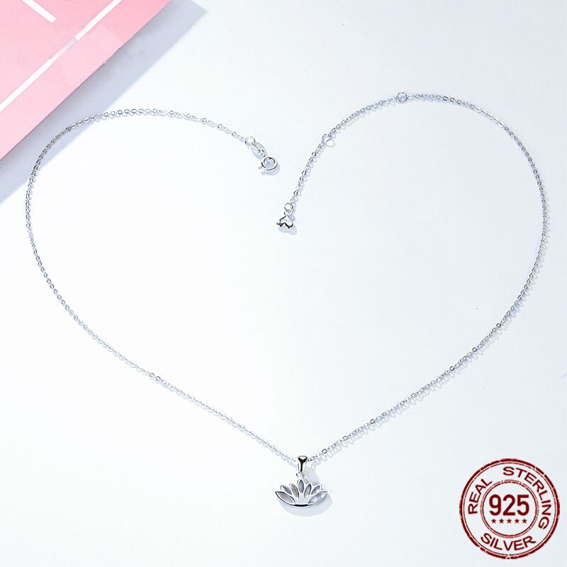 Collier Arbre de Vie Lotus en Argent - Symbole de Force et Beauté