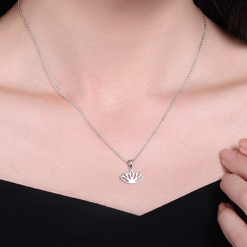 Collier Arbre de Vie Lotus en Argent - Symbole de Force et Beauté
