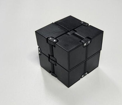 Cube Infinity : Jouet Anti-Stress Innovant pour Relaxation Ultime et Confort Mental