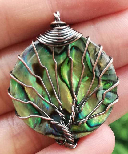 Pendentif Arbre de Vie Coquillage Élégance et Symbolisme Divin