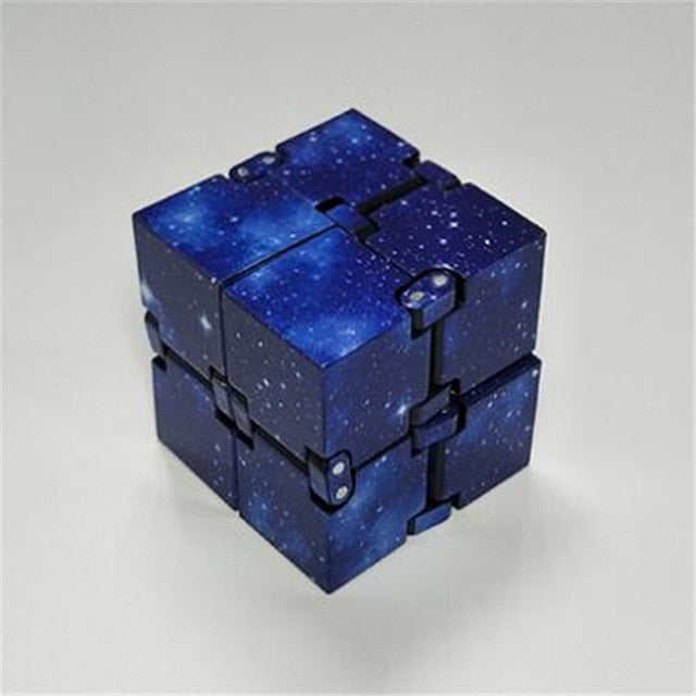Cube Infinity : Jouet Anti-Stress Innovant pour Relaxation Ultime et Confort Mental