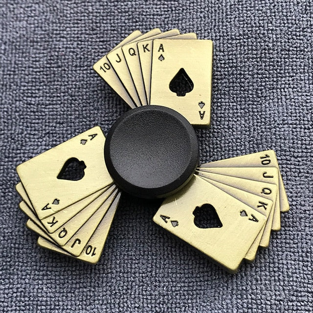 Hand Spinner Jeu de Carte : L'accessoire ultime pour des parties captivantes