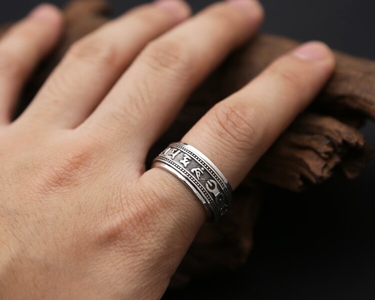 Bague Anti-Stress Mantra Argent - Sérénité et Élégance